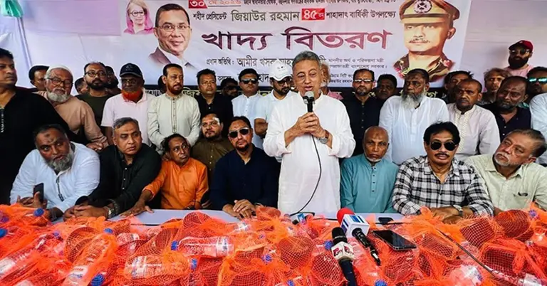 অর্থমন্ত্রী আমির খসরু মাহমুদ চৌধুরী কথা বলেছেন